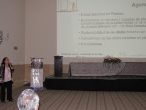 Dra. María de los Ángeles Espinosa Cuevas. Dietas basadas en plantas para las complicaciones de la ERC